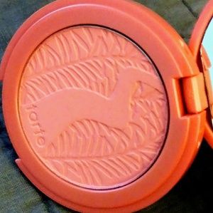 NIB Tarte Amazonian Clay Blush in *Blissful*